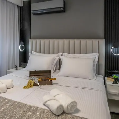 Golden Oasis * Néa Péramos