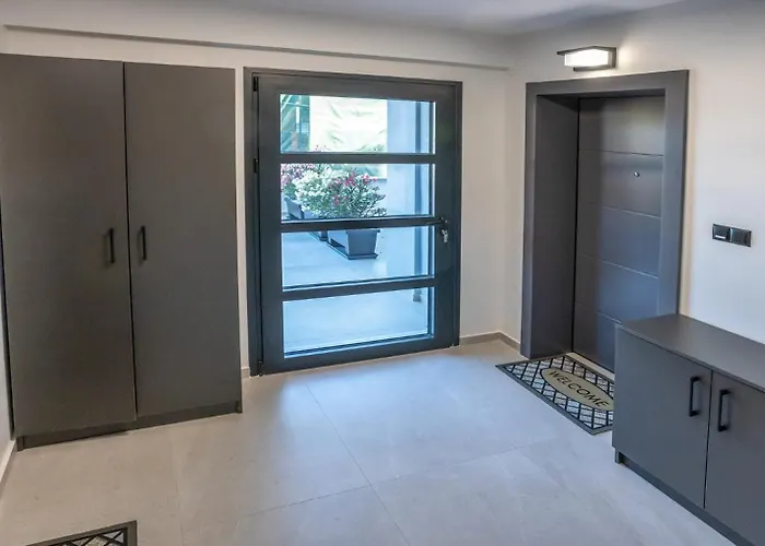 Apartament Golden Oasis