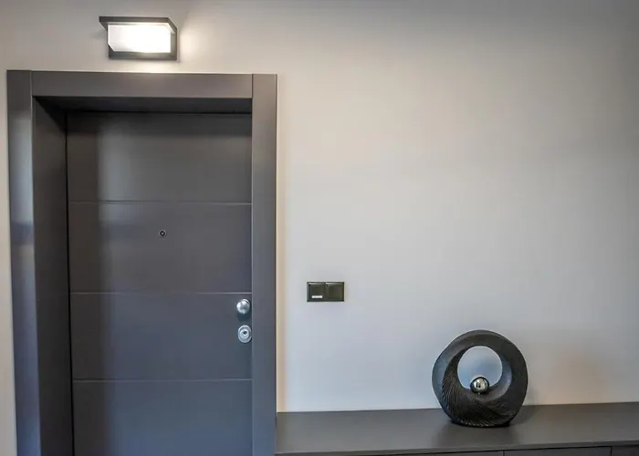 Golden Oasis Apartament