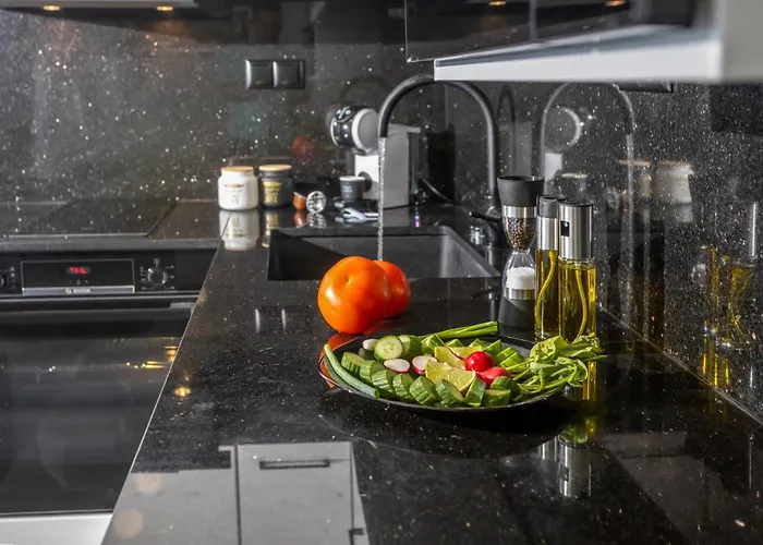 Apartament Golden Oasis