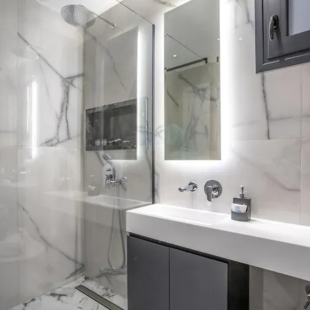 Golden Oasis Apartment Néa Péramos