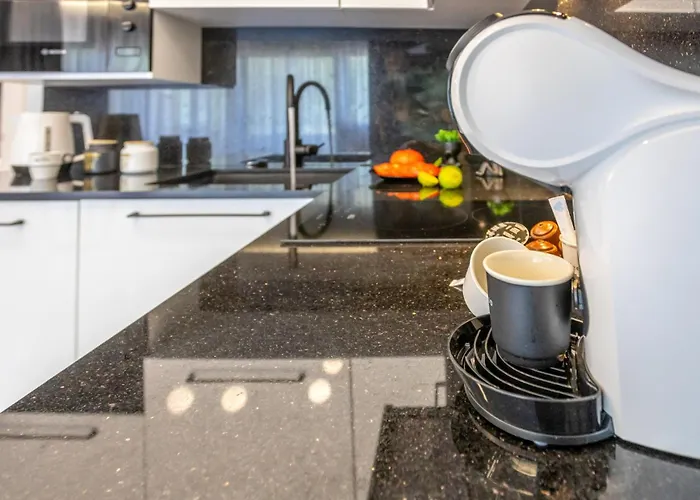 Apartament Golden Oasis *