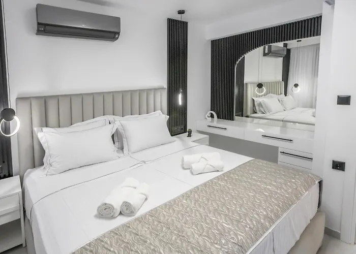 Golden Oasis Apartament